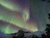 Aurora boven astronomische koepel Skibotn-observatorium